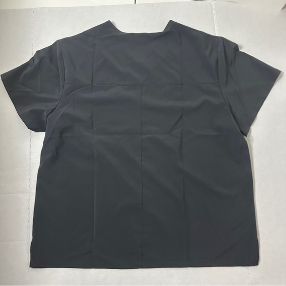 Dickies Scrub Top in Charcoal - Picture 4 of 6